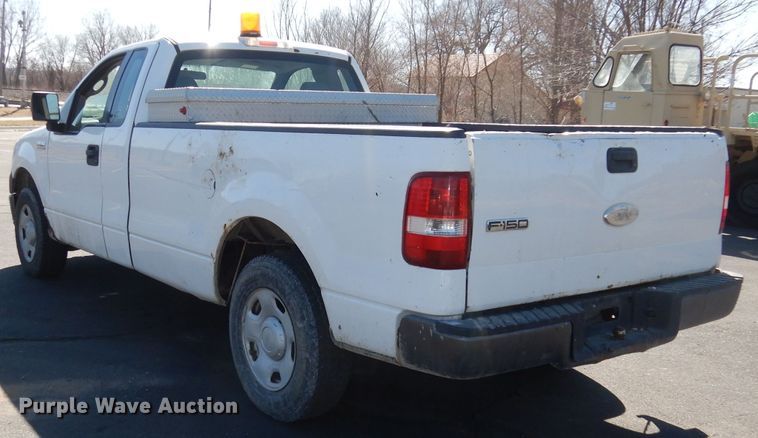 image for item DJ2835 2008 Ford F150 XL  pickup truck