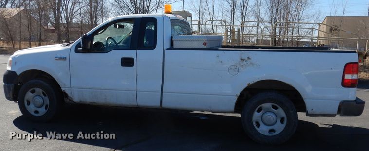 image for item DJ2835 2008 Ford F150 XL  pickup truck