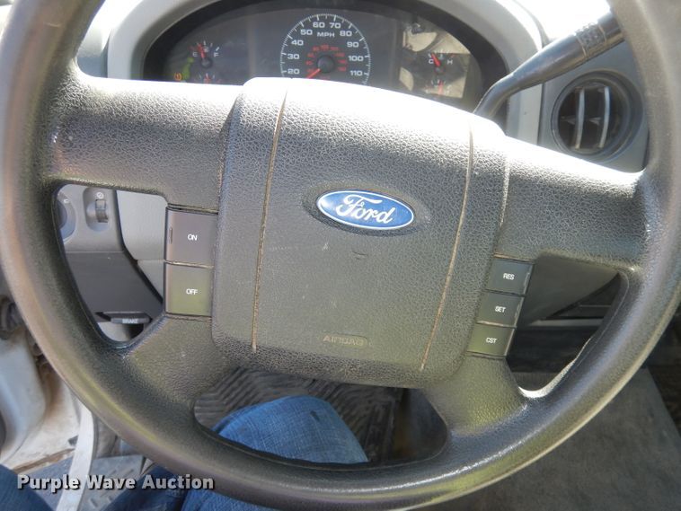 image for item DJ2835 2008 Ford F150 XL  pickup truck