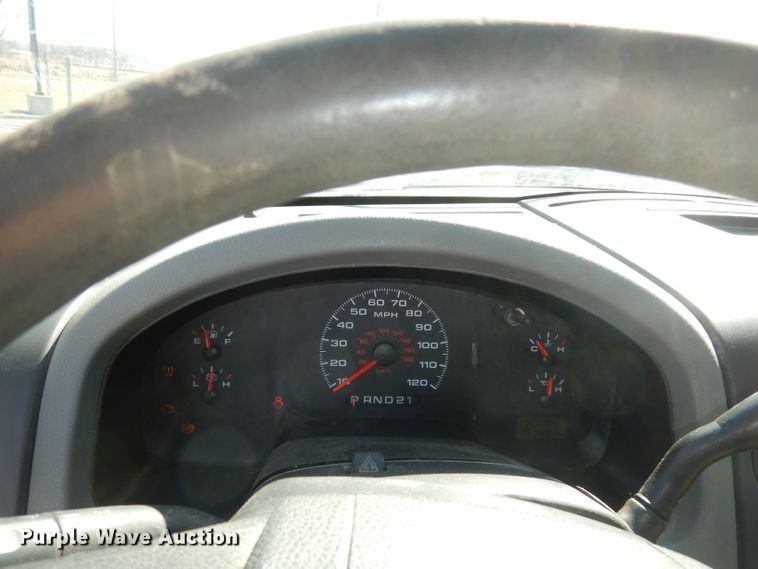 image for item DJ2835 2008 Ford F150 XL  pickup truck