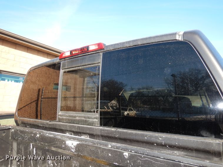 image for item DJ2846 2004 Nissan Titan  King Cab pickup truck