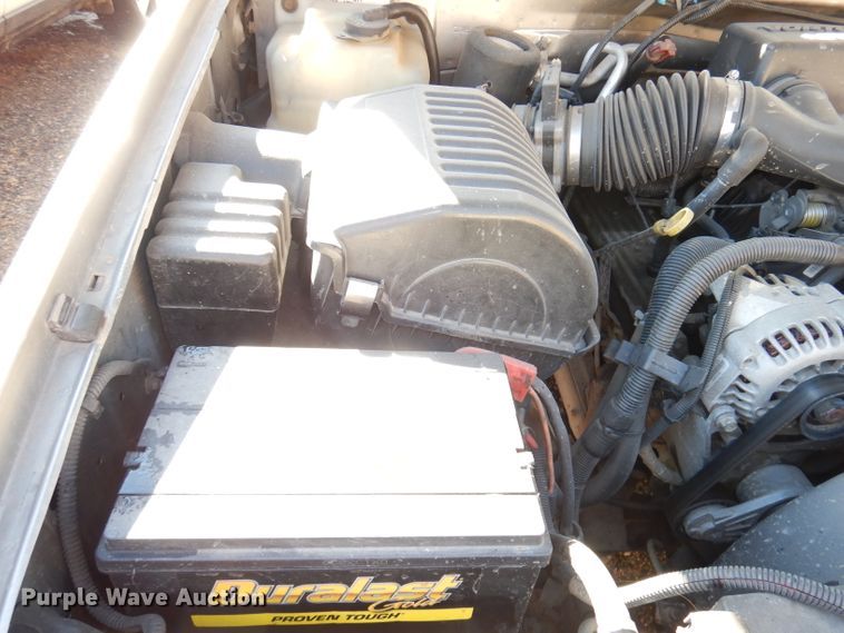 image for item DJ2848 1999 GMC Yukon SLE  SUV