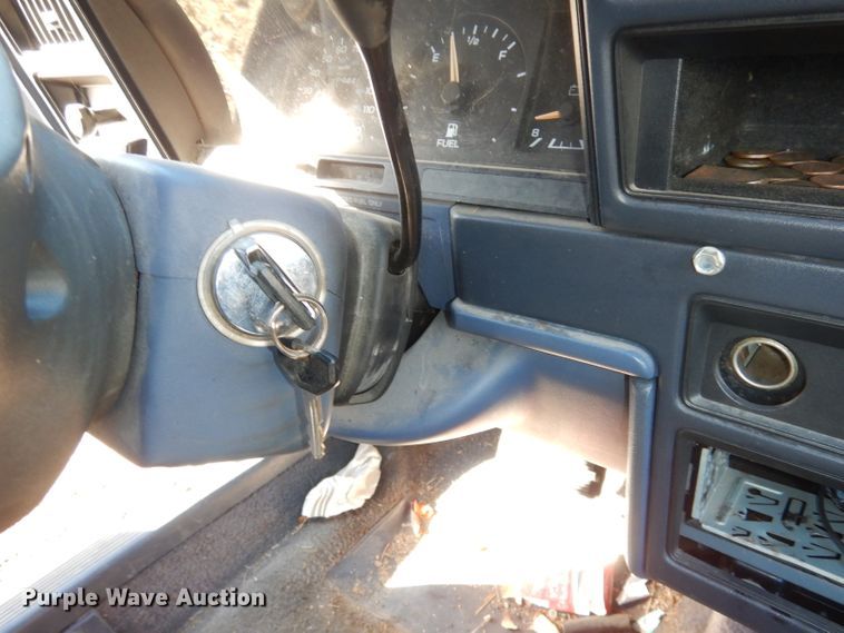 image for item DJ2849 1992 Dodge Spirit