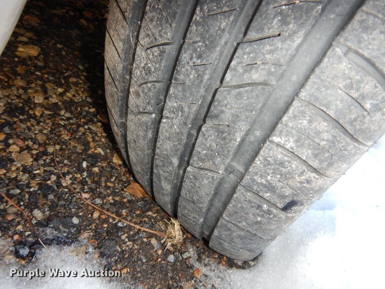 image for item DJ2850 2003 Ford Crown Victoria