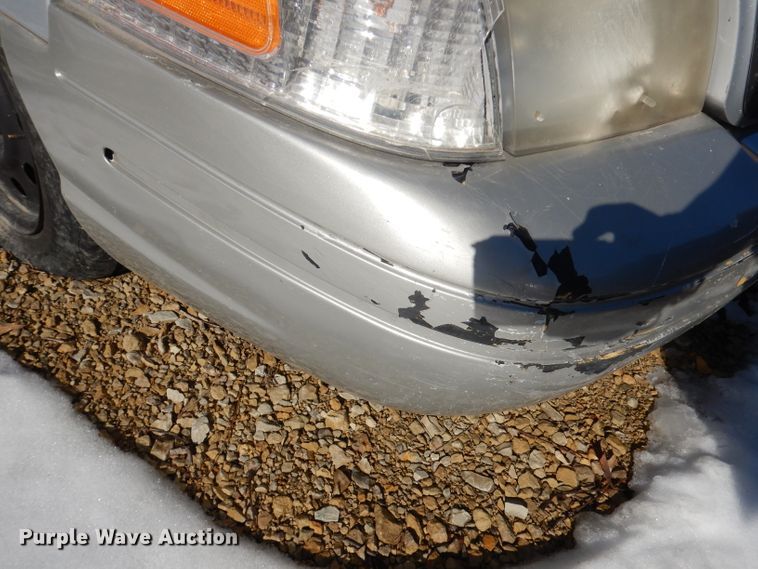 image for item DJ2850 2003 Ford Crown Victoria
