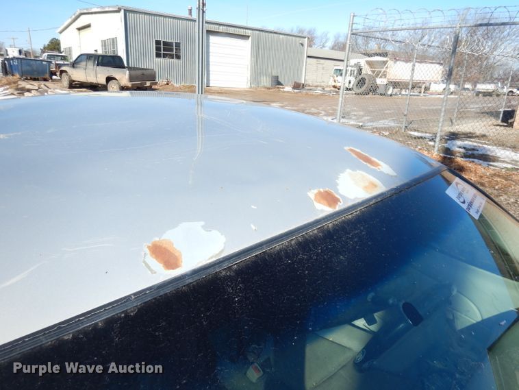 image for item DJ2850 2003 Ford Crown Victoria