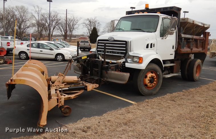 image for item DJ2861 2009 Sterling L7500  dump truck