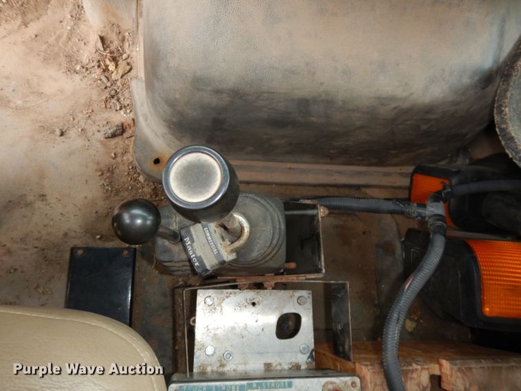 image for item DJ2861 2009 Sterling L7500  dump truck