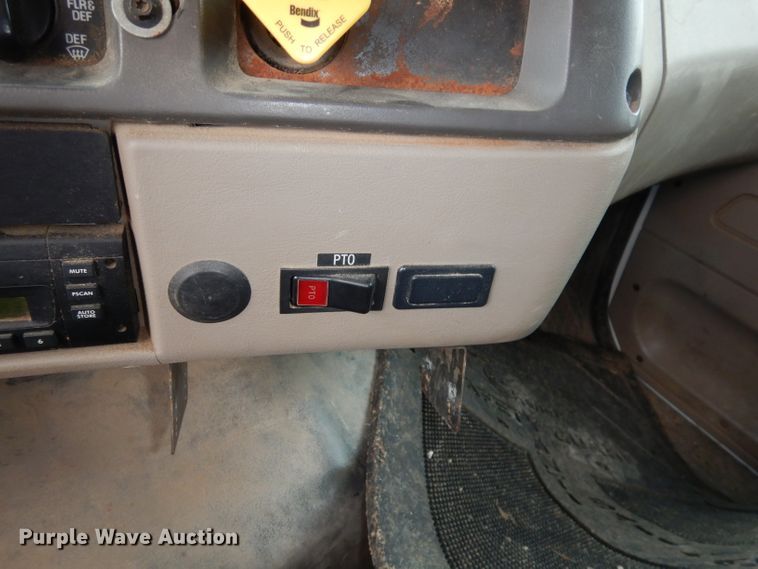 image for item DJ2861 2009 Sterling L7500  dump truck