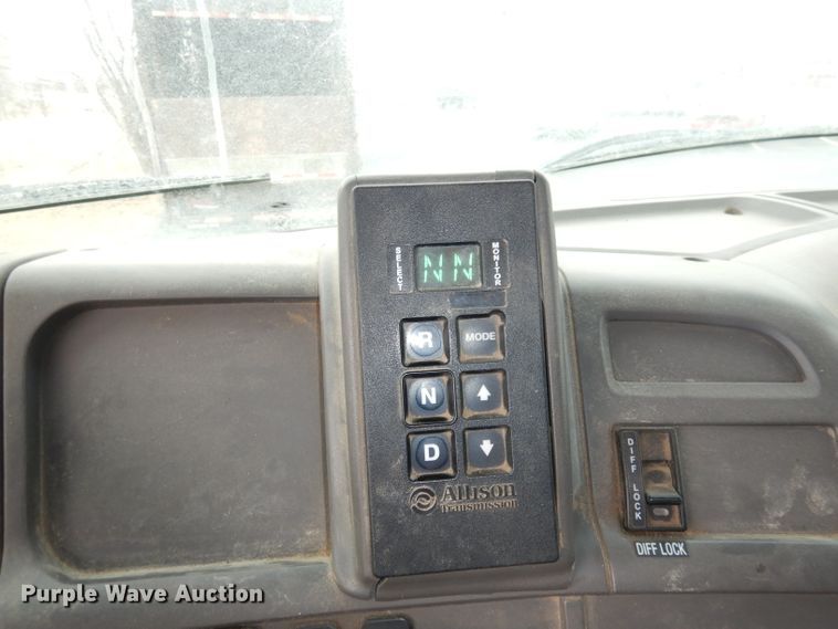 image for item DJ2861 2009 Sterling L7500  dump truck