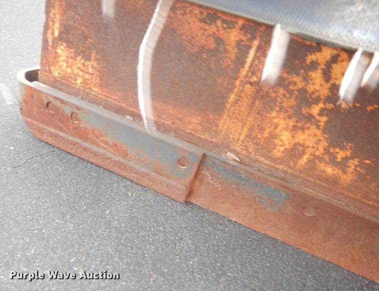 image for item DJ2861 2009 Sterling L7500  dump truck