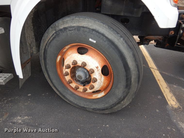 image for item DJ2861 2009 Sterling L7500  dump truck