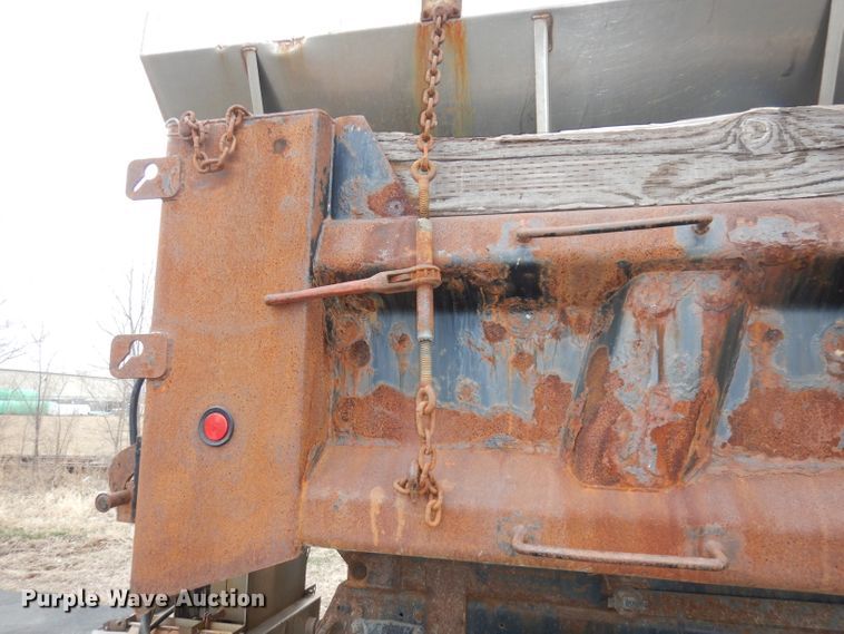 image for item DJ2861 2009 Sterling L7500  dump truck