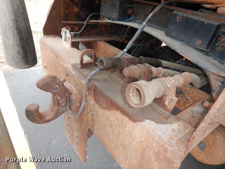 image for item DJ2861 2009 Sterling L7500  dump truck