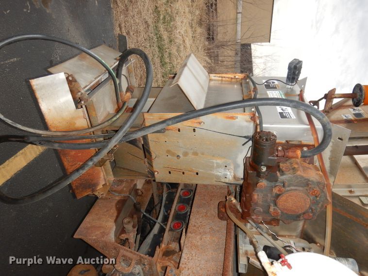 image for item DJ2861 2009 Sterling L7500  dump truck