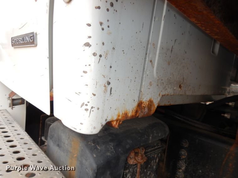 image for item DJ2861 2009 Sterling L7500  dump truck