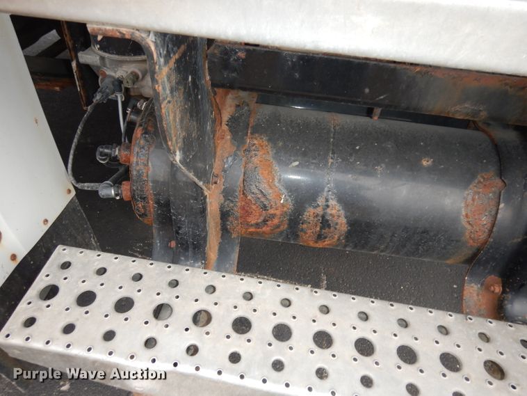 image for item DJ2861 2009 Sterling L7500  dump truck