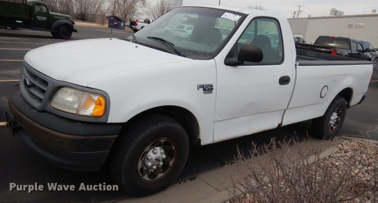 image for item DJ2862 2001 Ford F150 XL  pickup truck