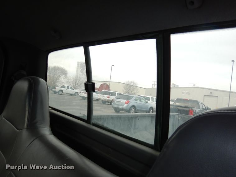 image for item DJ2862 2001 Ford F150 XL  pickup truck