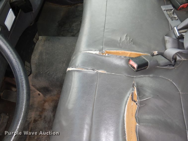 image for item DJ2862 2001 Ford F150 XL  pickup truck