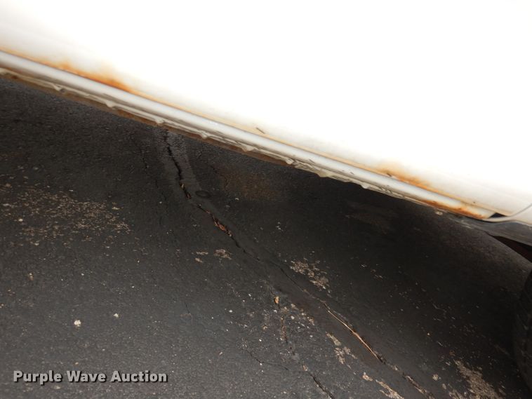 image for item DJ2862 2001 Ford F150 XL  pickup truck