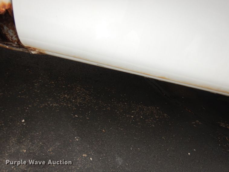 image for item DJ2862 2001 Ford F150 XL  pickup truck