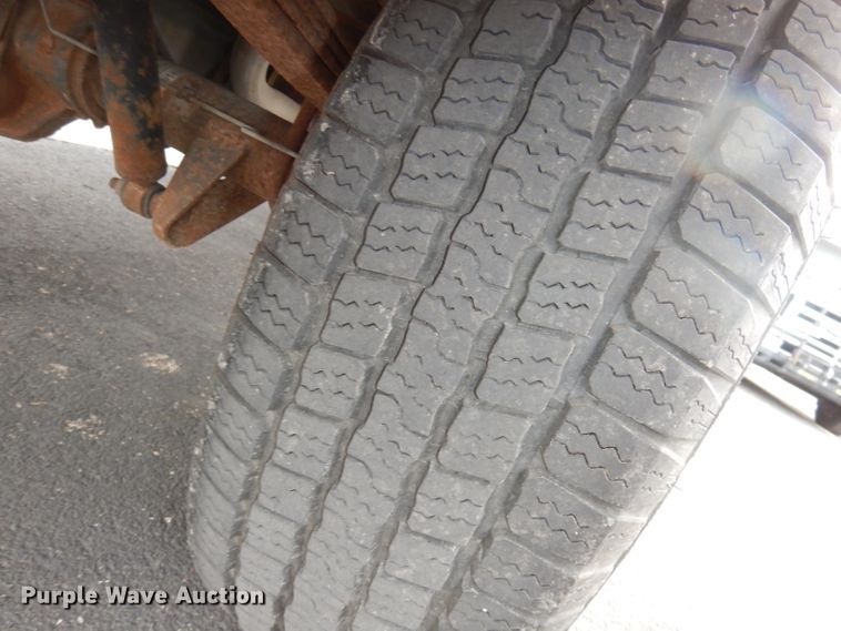 image for item DJ2862 2001 Ford F150 XL  pickup truck