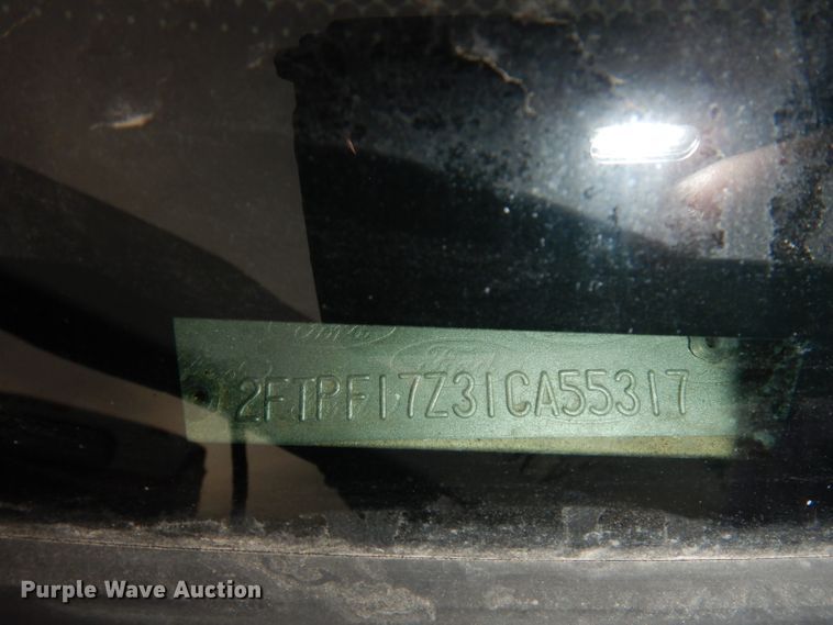 image for item DJ2862 2001 Ford F150 XL  pickup truck