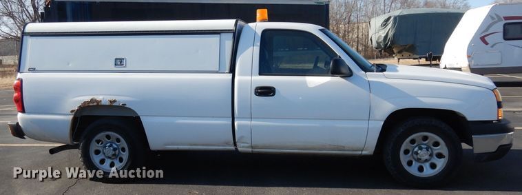 image for item DJ2868 2006 Chevrolet Silverado 1500  pickup truck