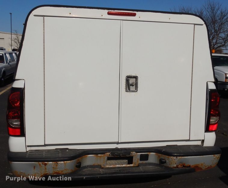 image for item DJ2868 2006 Chevrolet Silverado 1500  pickup truck