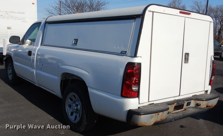 image for item DJ2868 2006 Chevrolet Silverado 1500  pickup truck