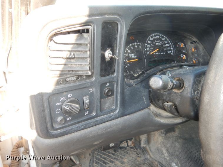 image for item DJ2868 2006 Chevrolet Silverado 1500  pickup truck