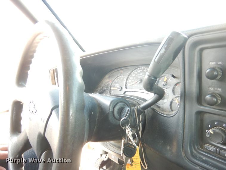 image for item DJ2868 2006 Chevrolet Silverado 1500  pickup truck