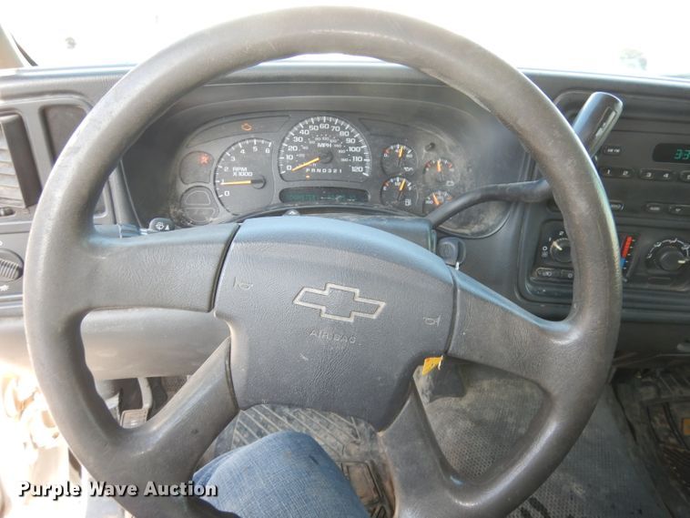 image for item DJ2868 2006 Chevrolet Silverado 1500  pickup truck