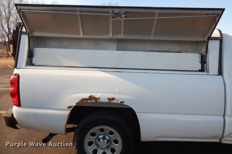 image for item DJ2868 2006 Chevrolet Silverado 1500  pickup truck