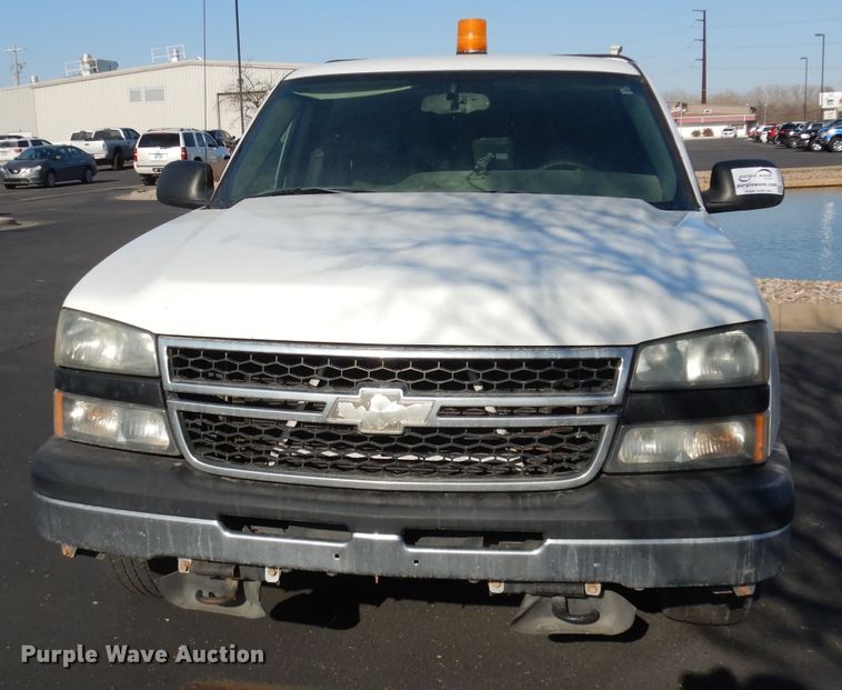 image for item DJ2869 2006 Chevrolet Silverado 1500  pickup truck