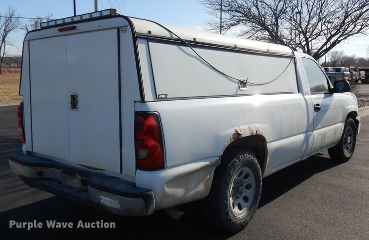 image for item DJ2869 2006 Chevrolet Silverado 1500  pickup truck