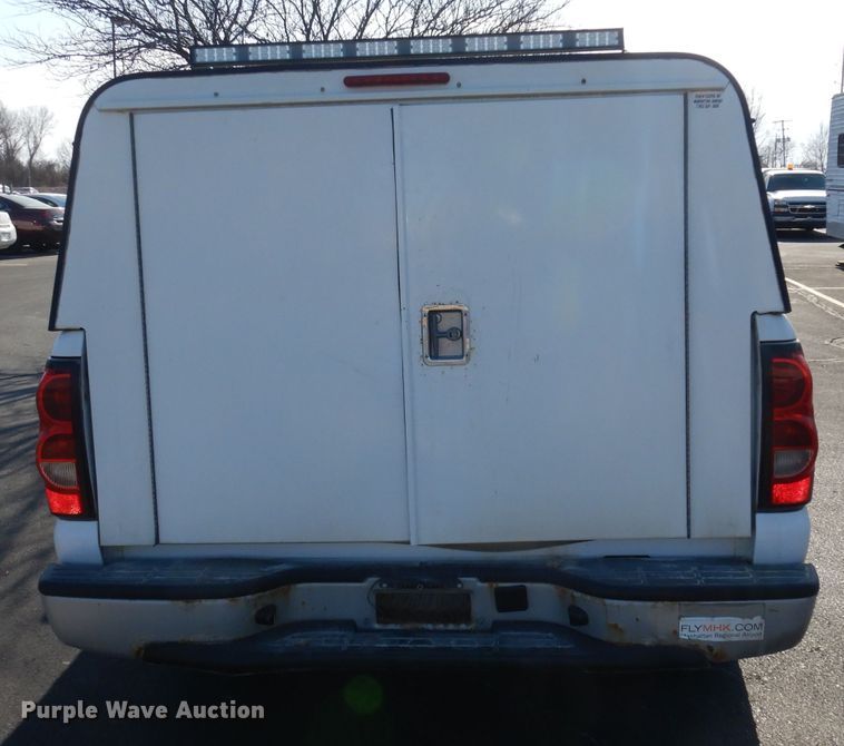 image for item DJ2869 2006 Chevrolet Silverado 1500  pickup truck