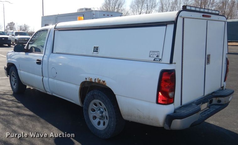 image for item DJ2869 2006 Chevrolet Silverado 1500  pickup truck