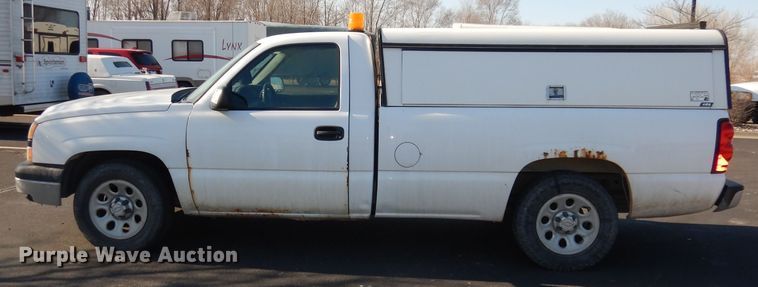 image for item DJ2869 2006 Chevrolet Silverado 1500  pickup truck