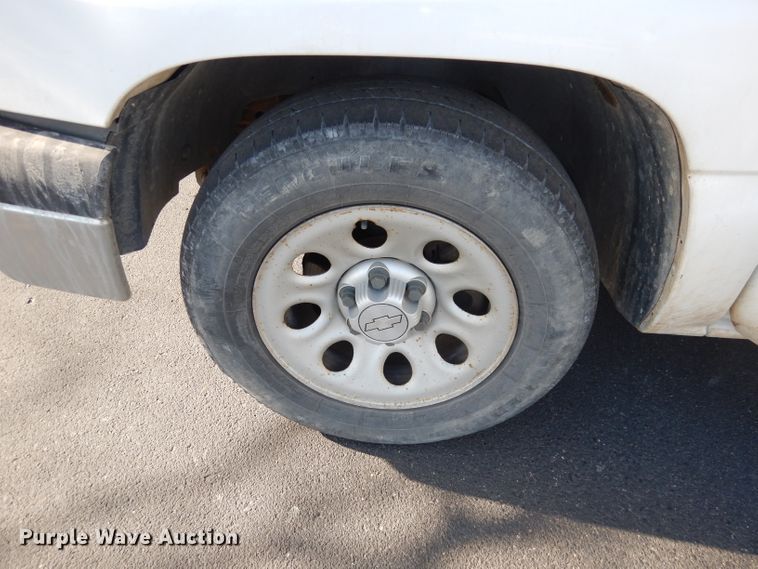 image for item DJ2869 2006 Chevrolet Silverado 1500  pickup truck