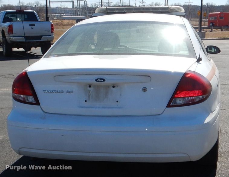 image for item DJ2870 2006 Ford Taurus SE