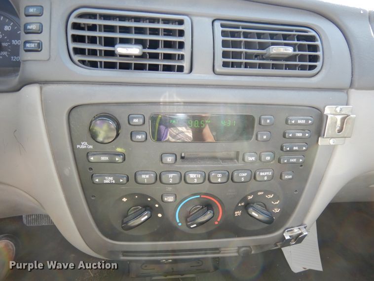 image for item DJ2870 2006 Ford Taurus SE