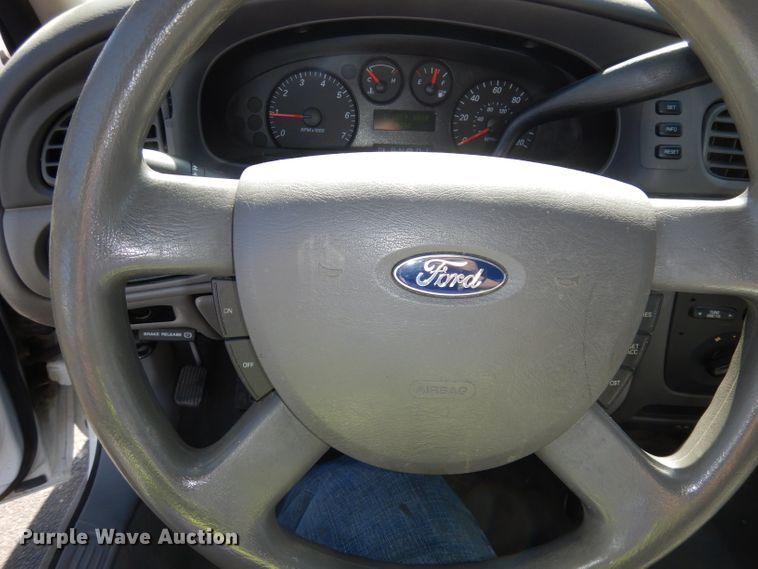 image for item DJ2870 2006 Ford Taurus SE