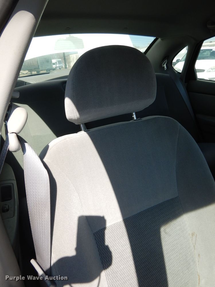 image for item DJ2872 2006 Ford Taurus SE