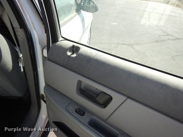 image for item DJ2872 2006 Ford Taurus SE