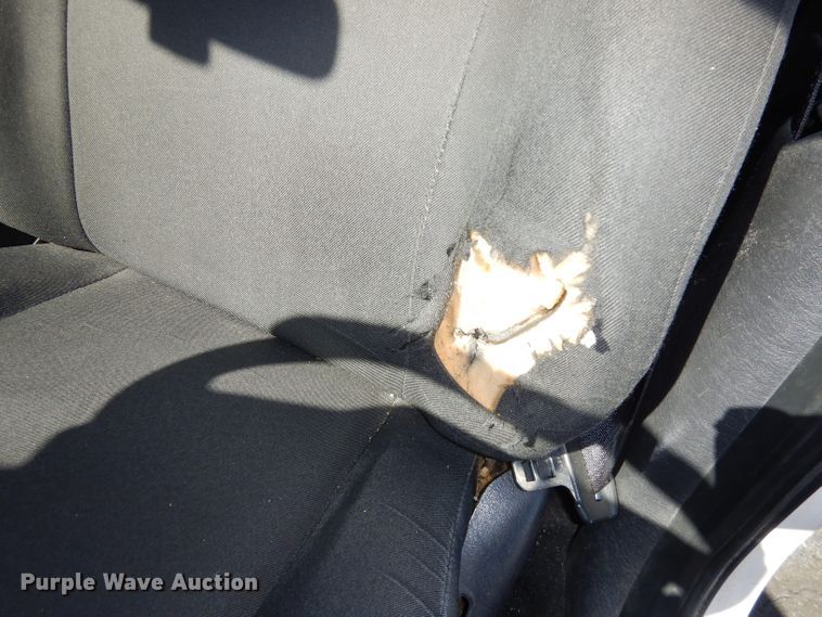 image for item DJ2874 2005 Dodge Neon