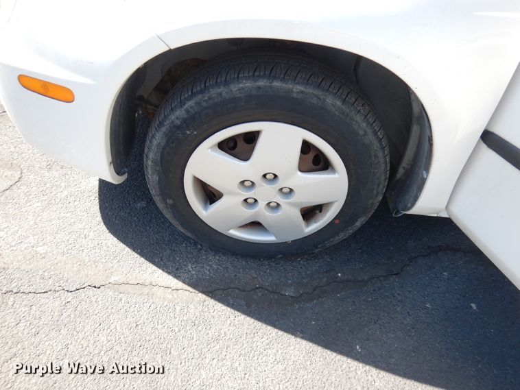 image for item DJ2874 2005 Dodge Neon