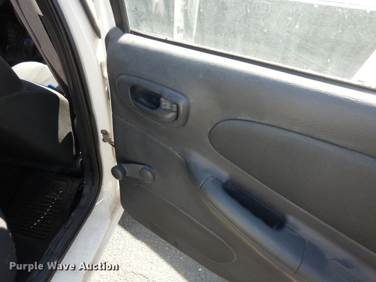 image for item DJ2874 2005 Dodge Neon