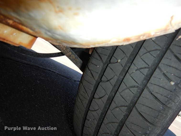 image for item DJ2874 2005 Dodge Neon